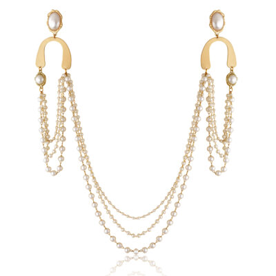 Three pearly chains cascade going from ear to ear creating a very chic earlace, made of pearls and gold U shape motif, cast to an oval pearl stud. Whether you have short hair or long hair that you wear up, this earlace is an accessory that always catches attention.
