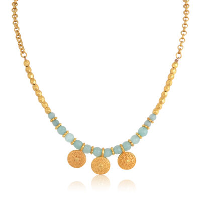 A beautiful Bohemian style necklace. Made of jade and 24k gold-plated elements and a smooth 24k gold-plated rope chain. A colorful combination of mint and gold, this necklace will mach perfectly your every day or boho outfit. A powerful piece of jewelry to add to your collection. Combine it with the earrings of the Bohemian Queen series for a complete look!