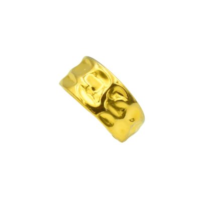 This forged bronze golden ring has a polished finish that shows off its design. Its elegant touch enhances your everyday looks and adds a contemporary, but classy flair with its long-lasting shine. The open torque design makes it easy to fit on any finger.